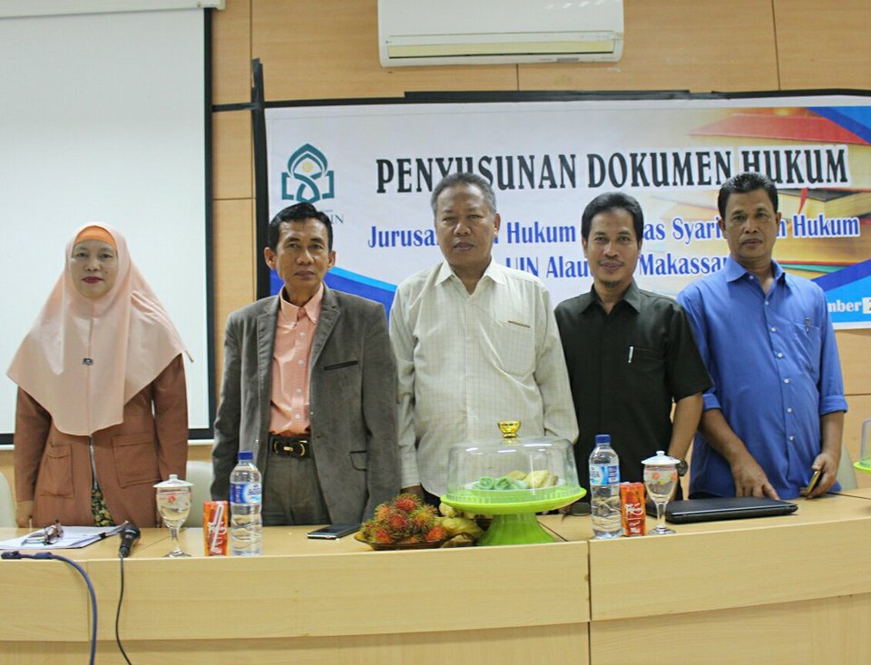 Gambar Jurusan Ilmu Hukum FSH Gelar Seminar Penyusunan Dokumen Hukum